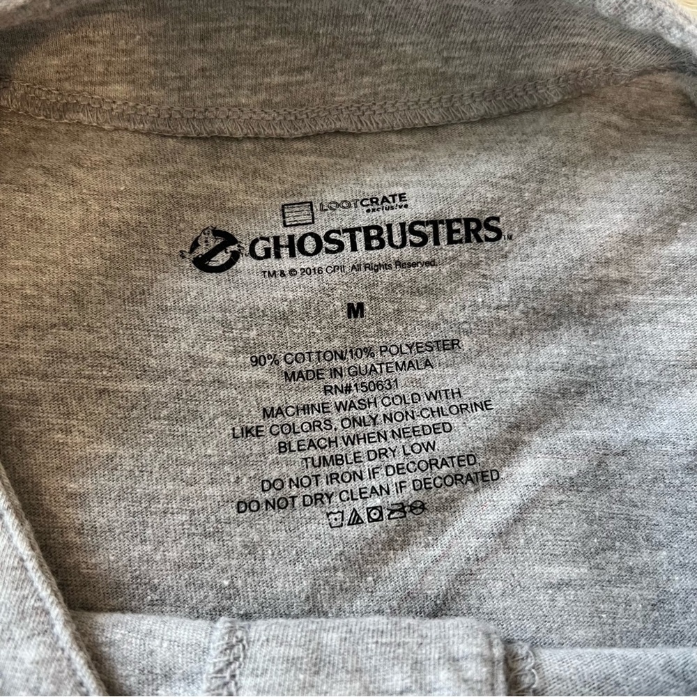 New Retro GHOSTBUSTERS 1984 Logo Baseball Shirt M Gray LOOT CRATE Short Sleeve - Picture 4 of 9